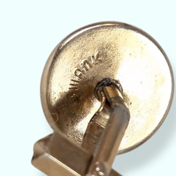 V. Swank Blue Chatoyant Cabochon Cufflinks - Picture 5 of 6